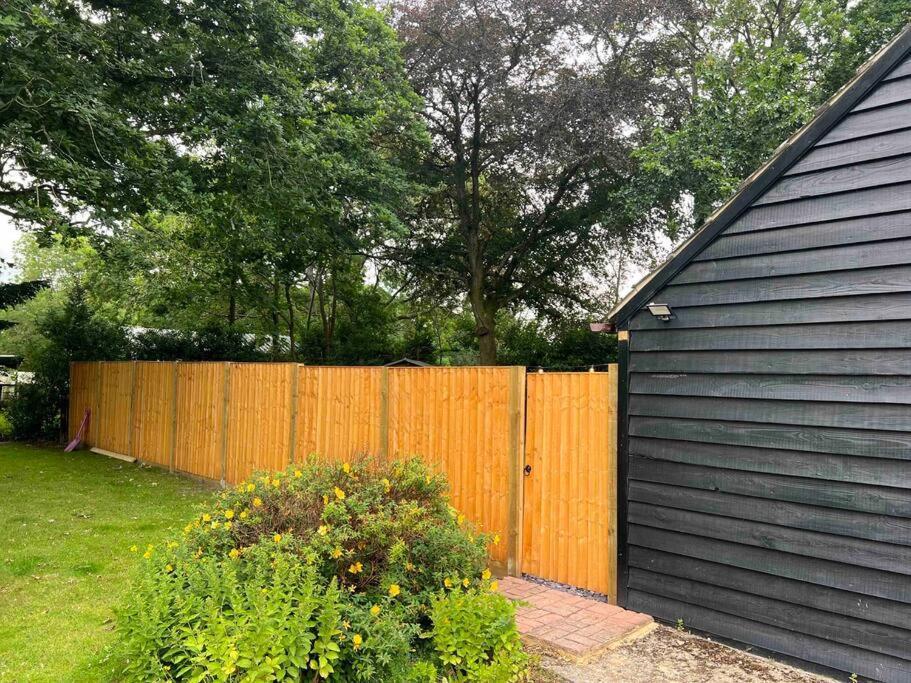 Hot Tub Hideaway! New Forest * Cadnam