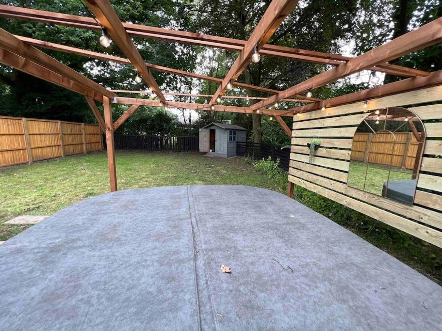 Hot Tub Hideaway! New Forest * Cadnam